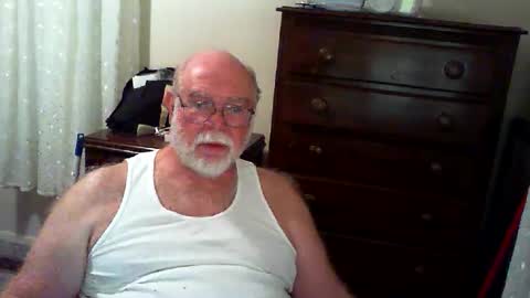 Snapshot of gtnolder60 chatting on 5, 6, 2026 Gary online show from 5, 6, 2026