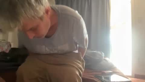 guardiannif_ online show from 6, 3, 2026