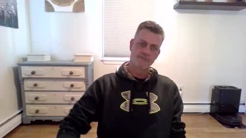 Snapshot of gudguy2025 chatting on 2, 2, 2026 gudguy2025 online show from 2, 2, 2026