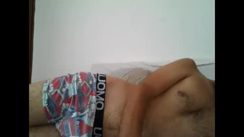 Snapshot of guelt chatting on 19, 4, 2026 Luis Armandoo online show from 19, 4, 2026