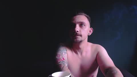 GuessWhatBitch online show from 25, 9, 2025