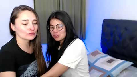 Vane blonde and Hazell black hair online show from 17, 12, 2024