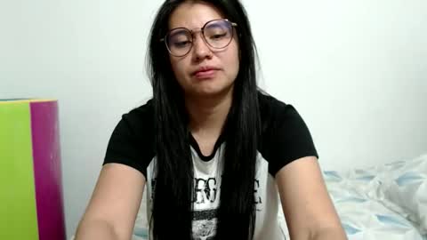 Vane blonde and Hazell black hair online show from 15, 2, 2026