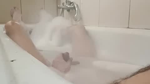 Snapshot of gunwo80 chatting on 23, 2, 2025 gunwo80 online show from 23, 2, 2025