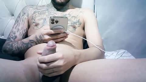 Snapshot of gustavo942493 chatting on 26, 5, 2026 gustavo942493 online show from 26, 5, 2026