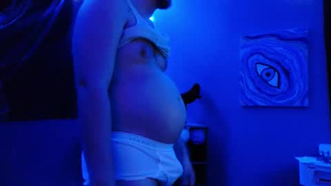 Snapshot of gutlvr chatting on 8, 12, 2024 gutlvr online show from 8, 12, 2024