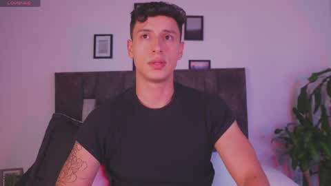 Snapshot of guy_twinks chatting on 27, 5, 2026 Gabriel online show from 27, 5, 2026