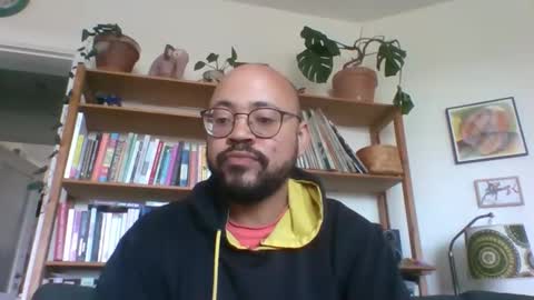 guy_wood15 online show from 9, 4, 2026