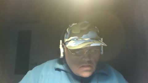 guyboy73 online show from 17, 10, 2025