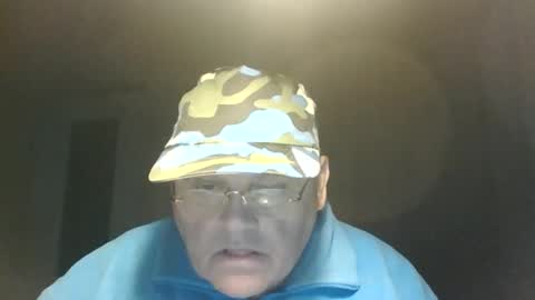 guyboy73 online show from 18, 10, 2025