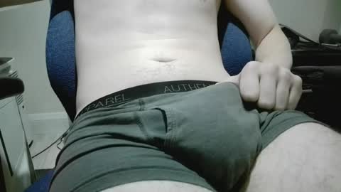 Snapshot of guyfromkent chatting on 27, 7, 2026 guyfromkent online show from 27, 7, 2026
