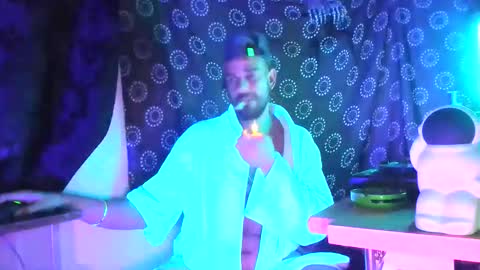 Snapshot of guyst_049 chatting on 28, 2, 2026 GuyST049 online show from 28, 2, 2026