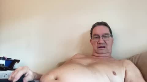 Snapshot of gwashere4u chatting on 30, 12, 2024 gwashere4u online show from 30, 12, 2024