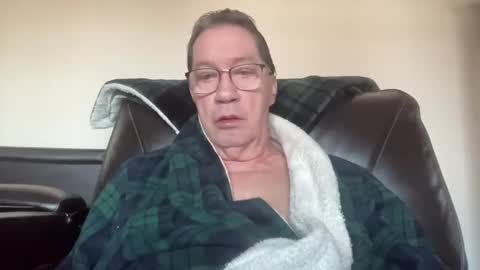 Snapshot of gwashere4u chatting on 9, 3, 2025 gwashere4u online show from 9, 3, 2025