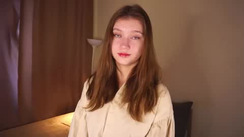 Molly online show from 15, 4, 2026