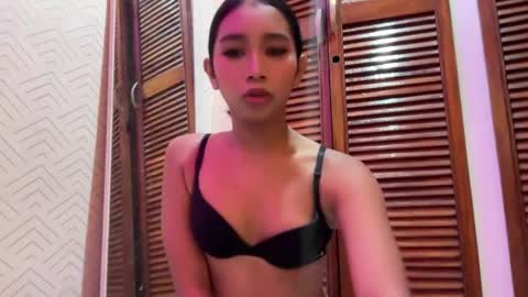 Snapshot of gwyneth_licious chatting on 31, 5, 2026 gwyneth_licious online show from 31, 5, 2026