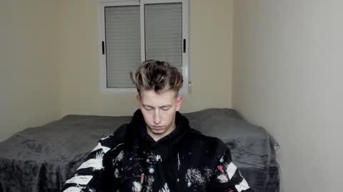 Oliver online show from 16, 12, 2024