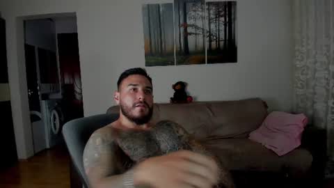 Snapshot of gymdominus chatting on 8, 7, 2026 gymdominus online show from 8, 7, 2026