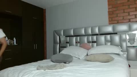 Snapshot of h_a_n_n_n_a chatting on 8, 12, 2024 h_a_n_n_n_a online show from 8, 12, 2024