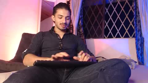 Snapshot of hadez_69 chatting on 26, 4, 2026 HADEZ online show from 26, 4, 2026