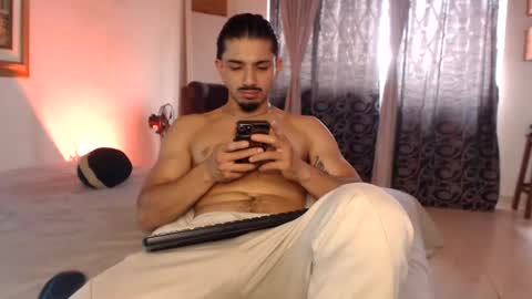 Snapshot of hadez_69 chatting on 2, 7, 2026 HADEZ online show from 2, 7, 2026