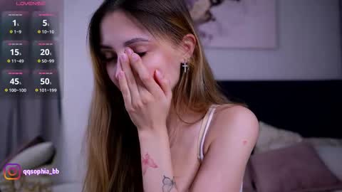 Snapshot of hadleynichols chatting on 23, 2, 2026 Hi Im Rebecca Glad to see you in my room PVT is open online show from 23, 2, 2026