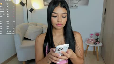Snapshot of hailey_florez chatting on 18, 4, 2026 hailey online show from 18, 4, 2026