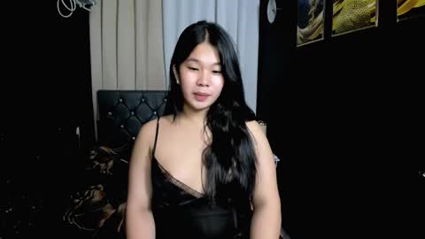 Snapshot of hailey_west01 chatting on 13, 11, 2025 hailey online show from 13, 11, 2025