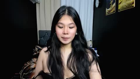 Snapshot of hailey_west01 chatting on 17, 12, 2025 hailey online show from 17, 12, 2025