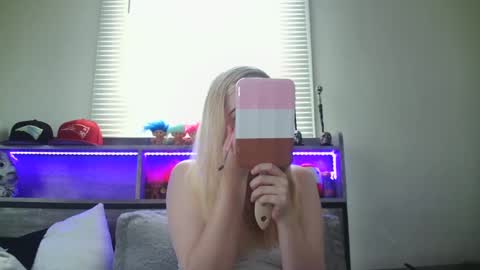 Hailey and d online show from 5, 12, 2024