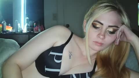 Hailey and d online show from 18, 12, 2024