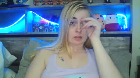 Hailey and d online show from 19, 2, 2025