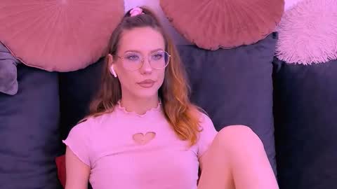 Snapshot of haileysinclair chatting on 25, 2, 2026 Carla online show from 25, 2, 2026