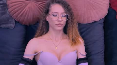 Snapshot of haileysinclair chatting on 30, 3, 2026 Carla online show from 30, 3, 2026