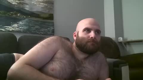 Snapshot of hairiestbear chatting on 25, 1, 2025 Hairiest Bear online show from 25, 1, 2025