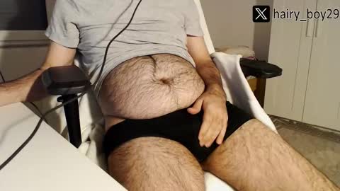 Snapshot of hairy_boy29 chatting on 3, 11, 2025 hairy_boy29 online show from 3, 11, 2025