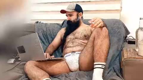 Hairy Beard Smoker online show from 25, 6, 2026