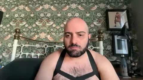 Hairy Guy online show from 18, 3, 2026