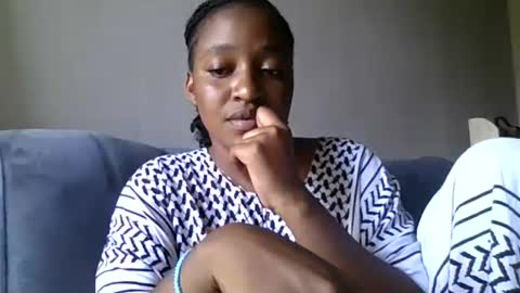 hajra_1 online show from 14, 4, 2026