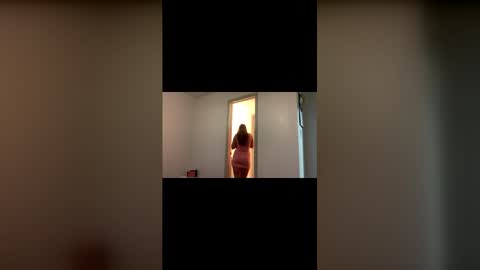Haleysunshinee online show from 6, 6, 2026
