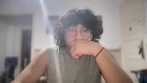 Snapshot of halfblood18 chatting on 23, 2, 2026 halfblood18 online show from 23, 2, 2026