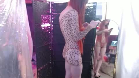 halovalentine online show from 2, 11, 2025