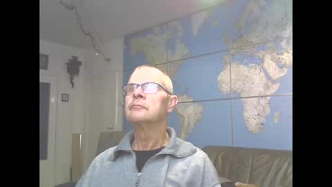 Snapshot of hamto65 chatting on 7, 3, 2025 Prefer men 80 online show from 7, 3, 2025