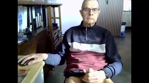 Snapshot of hamto65 chatting on 17, 2, 2026 Prefer men 80 online show from 17, 2, 2026