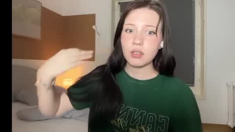 Snapshot of hanahwoods chatting on 11, 6, 2026 hanahwoods online show from 11, 6, 2026