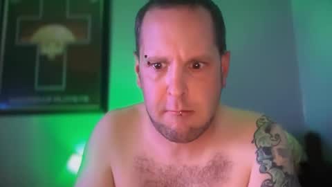 hand_banana_420 online show from 16, 9, 2025