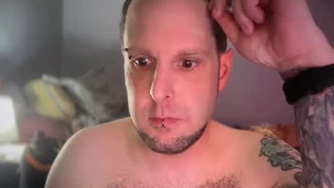 hand_banana_420 online show from 28, 2, 2026