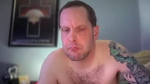 hand_banana_420 online show from 4, 3, 2026