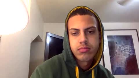 handsome01_ online show from 22, 12, 2025