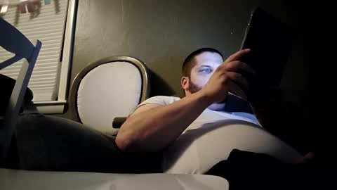 handsomedaddy198923 online show from 9, 9, 2025